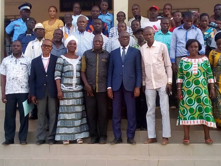 LA SOLUTION AUX PROBLÈMES DE LA PRESSE N’EST PAS “L’AIDE PUBLIQUE CONTINUELLEMENT CROISSANTE’’